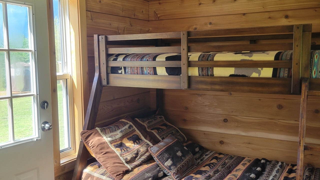 Photo of Bedroom in Nakusp