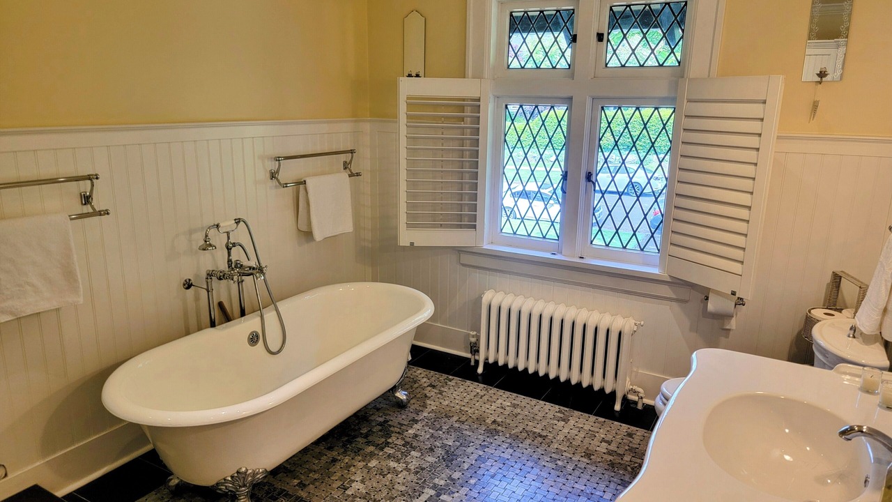 Photo of Bathroom in Shaughnessy
