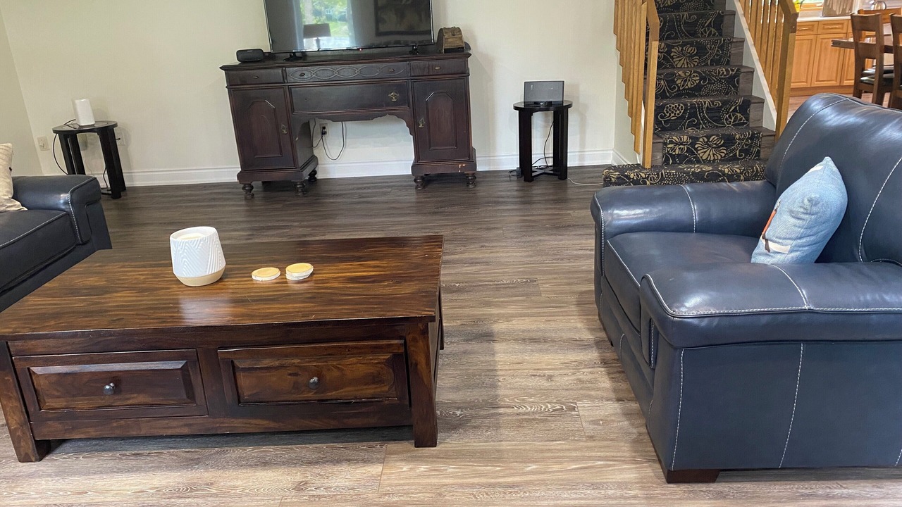 Photo of Livingroom in Wasaga Beach