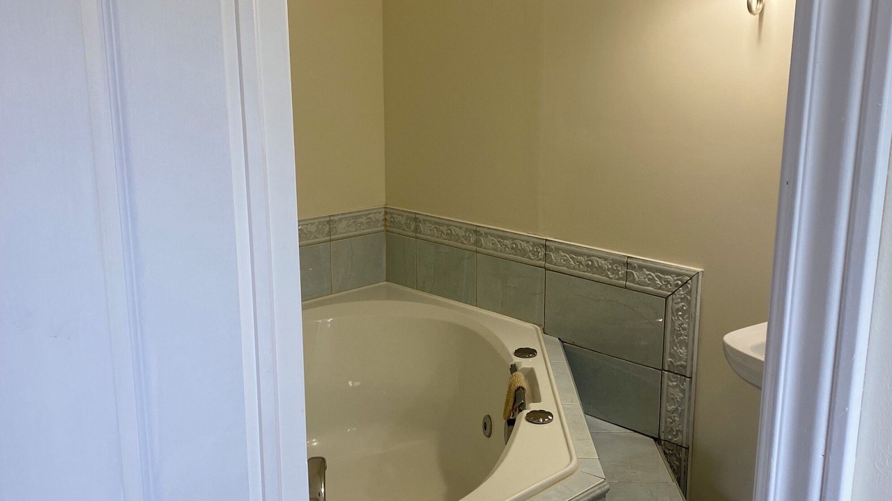 Photo of Bathroom in Wasaga Beach