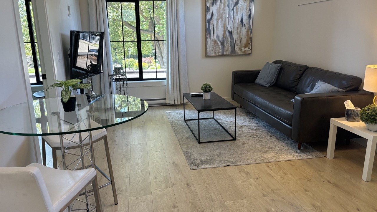 Photo of Bedroom in South Central