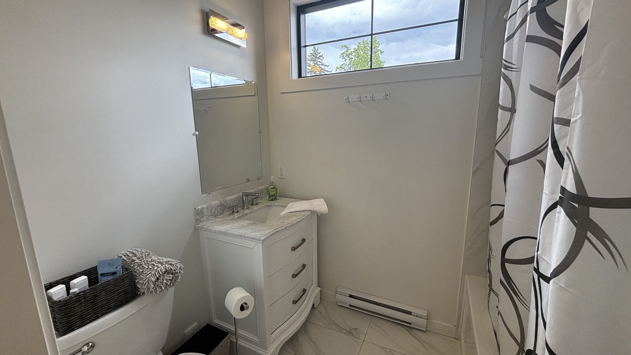 Photo of Bathroom in South Central
