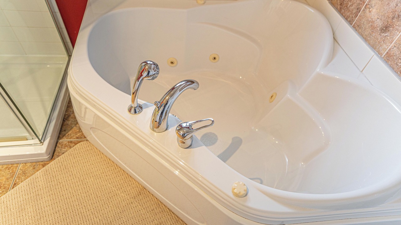 Photo of Bathroom in Laprairie