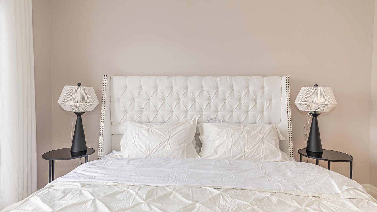 Photo of Bedroom in Laprairie
