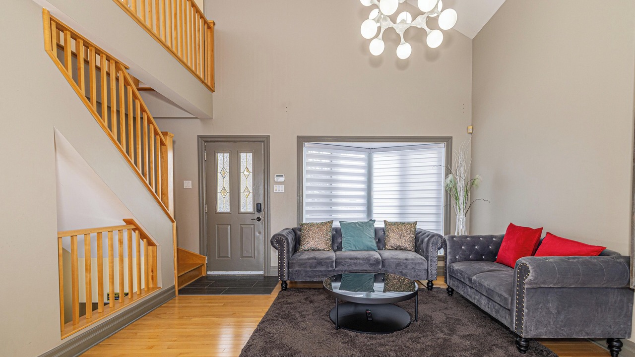 Photo of Livingroom in Laprairie