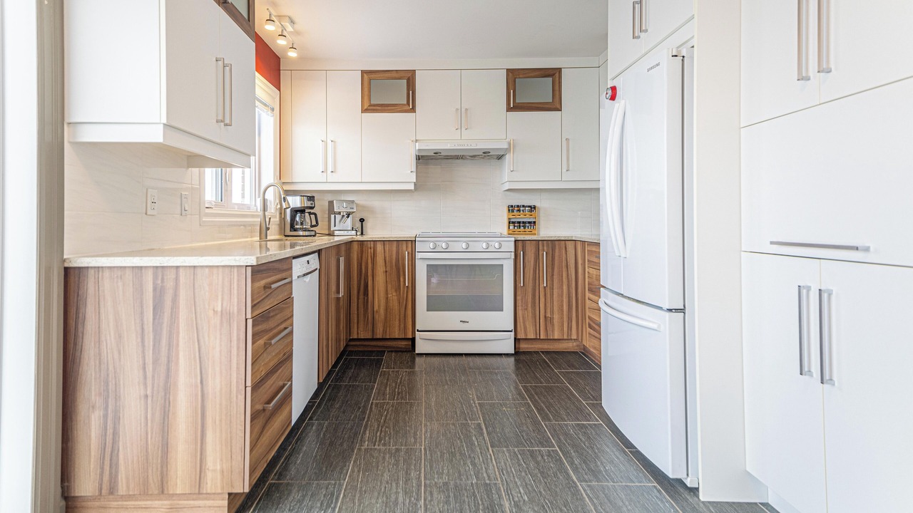Photo of Kitchen in Laprairie