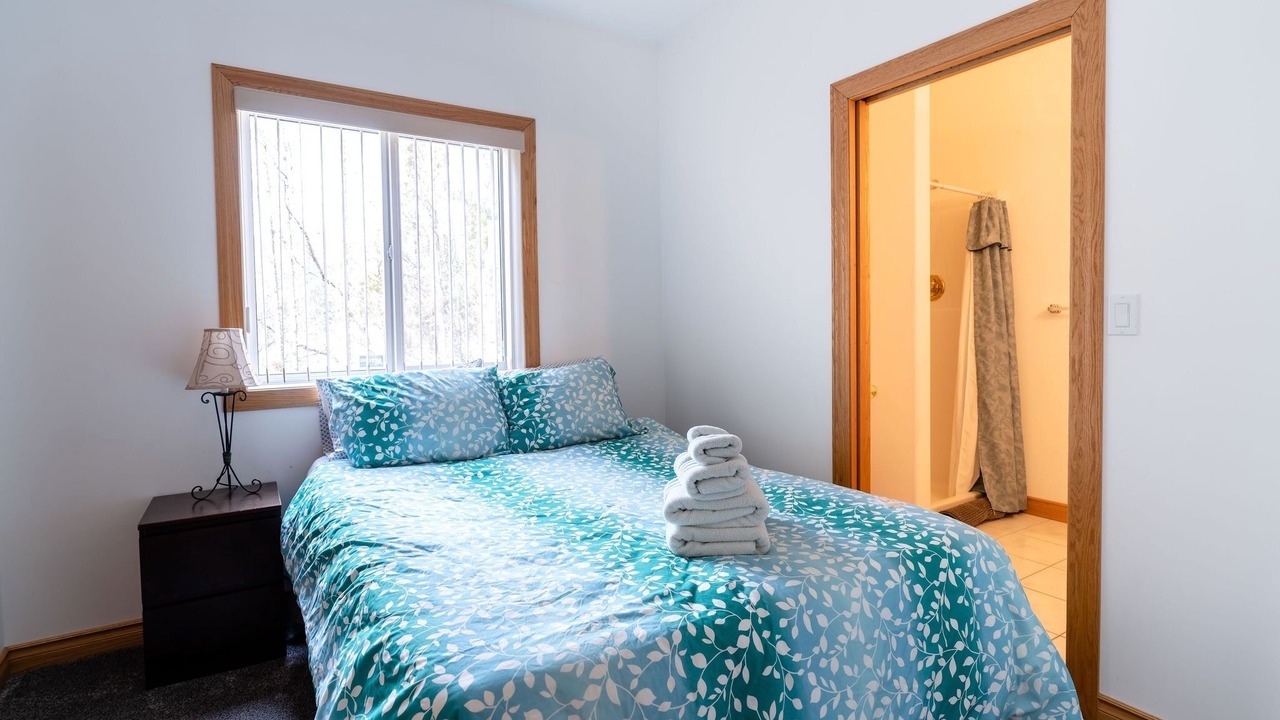 Photo of Bedroom in Okanagan-Similkameen