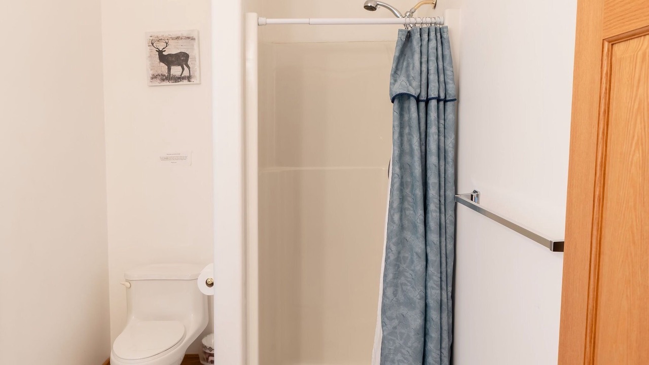 Photo of Bathroom in Okanagan-Similkameen