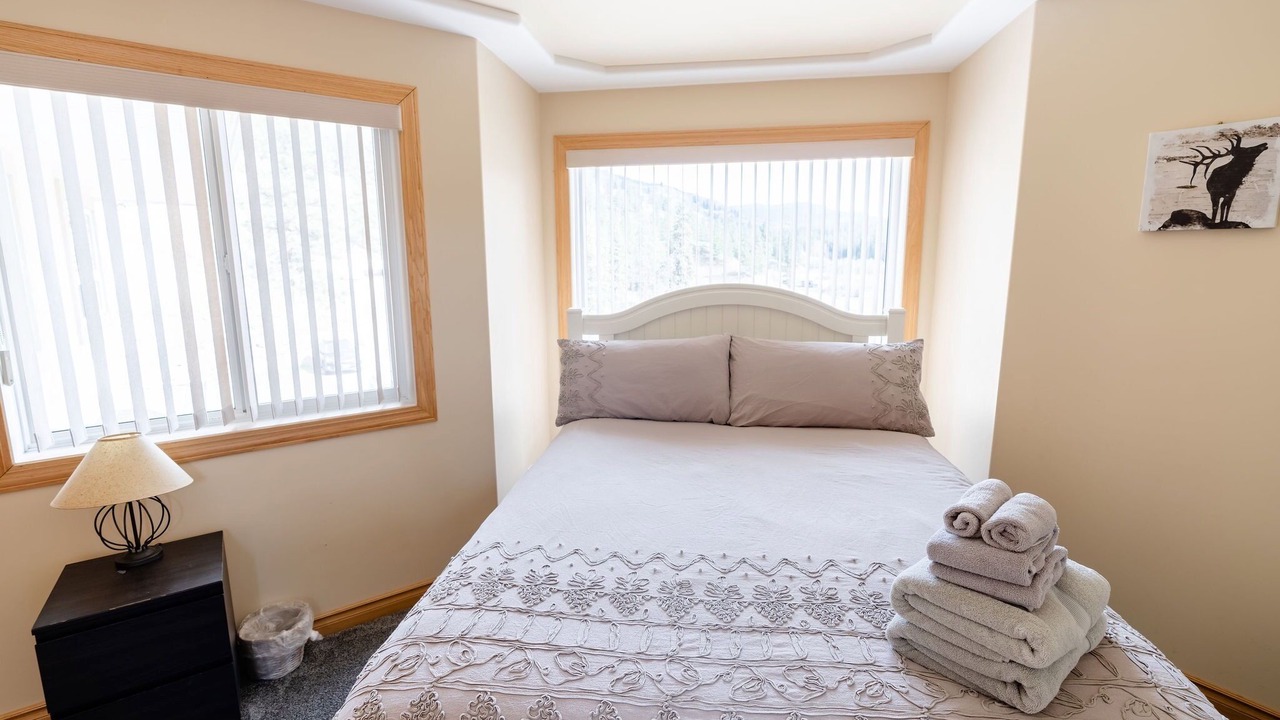 Photo of Bedroom in Okanagan-Similkameen