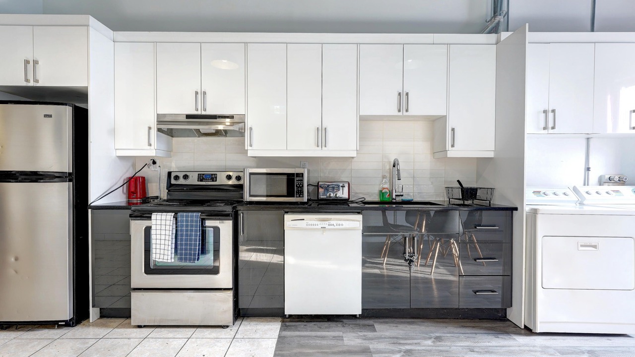 Photo of Kitchen in La Petite-Patrie