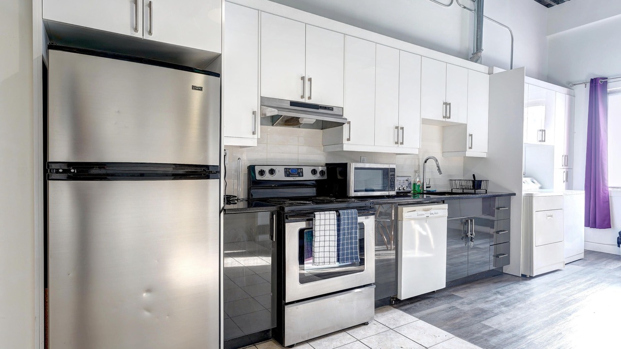 Photo of Kitchen in La Petite-Patrie