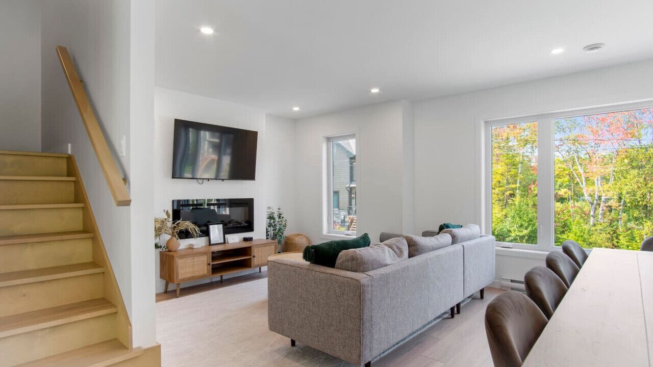 Photo of Livingroom in Saint-Faustin-Lac-Carre