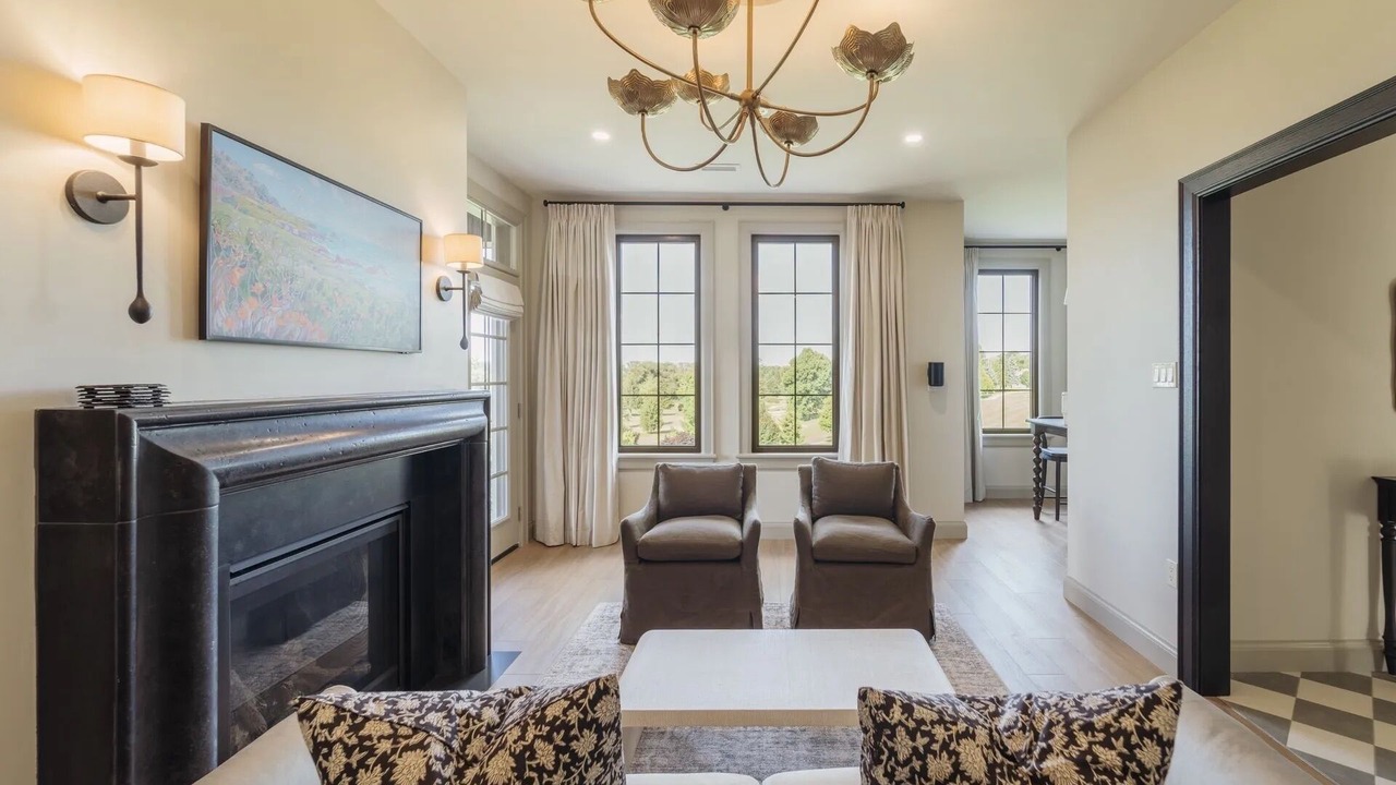 Photo of Livingroom in St. Mary's