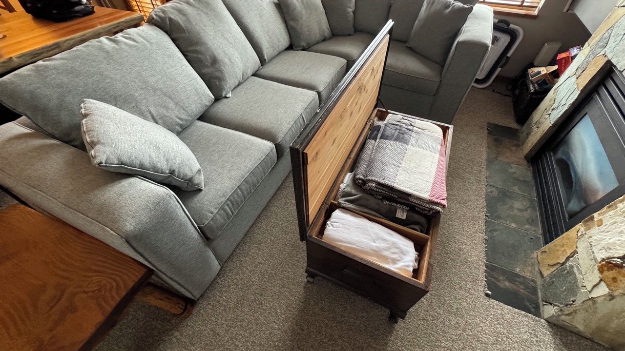 Photo of Livingroom in Whistler Cay Heights