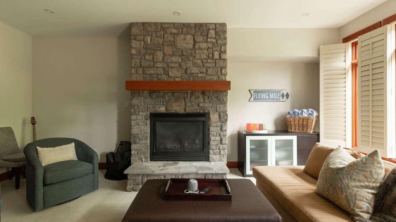 Photo of Livingroom in Mont-Tremblant