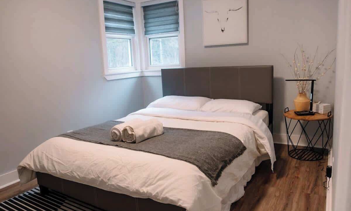Photo of Bedroom in Muskoka Lakes