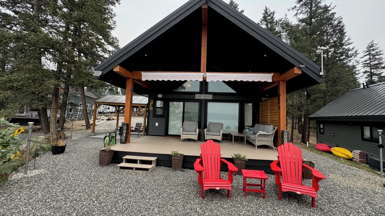 Photo of Patio Balcony in Lac La Hache