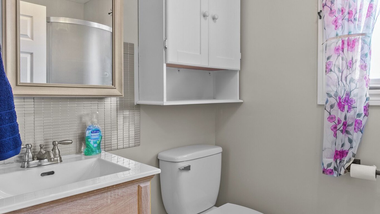 Photo of Bathroom in Terra Nova