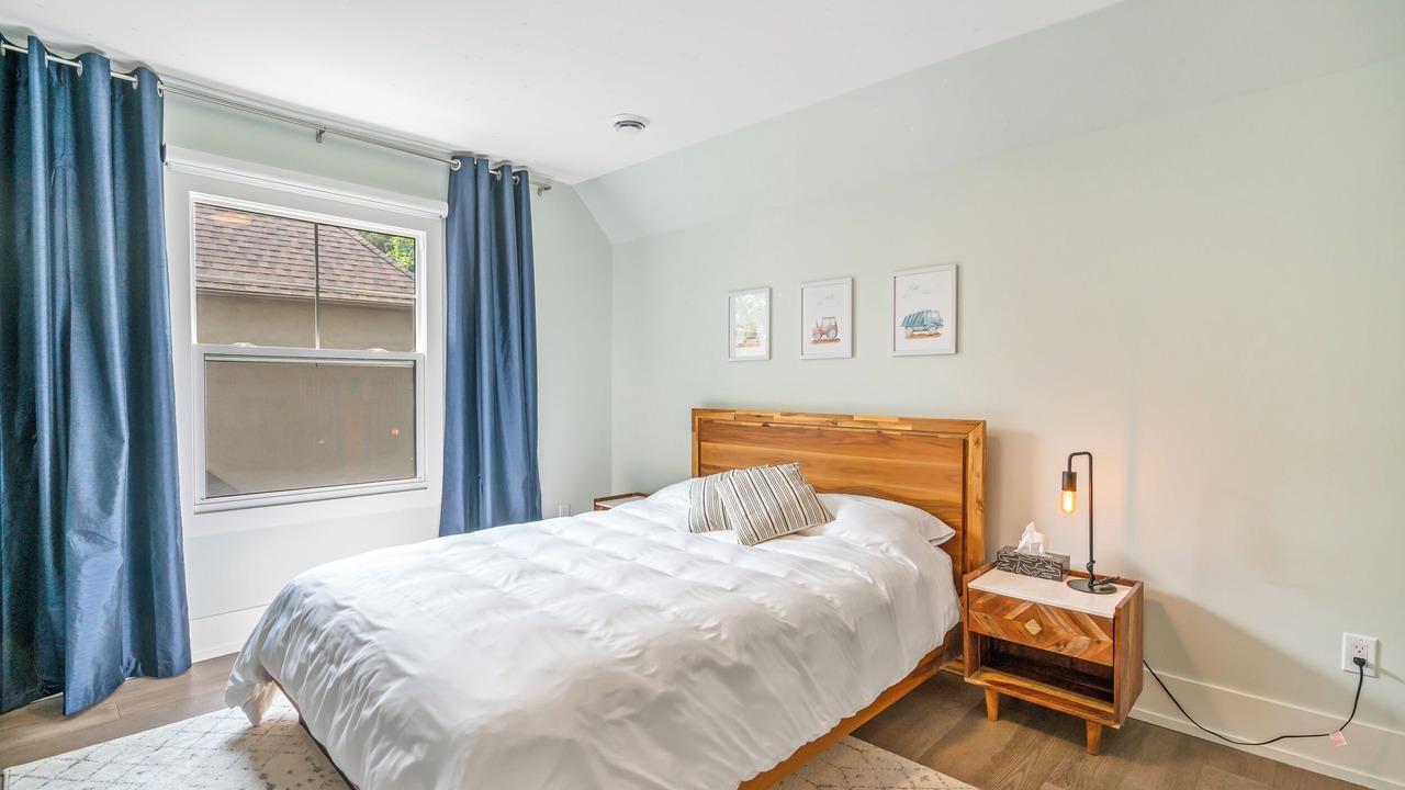 Photo of Bedroom in Downtown