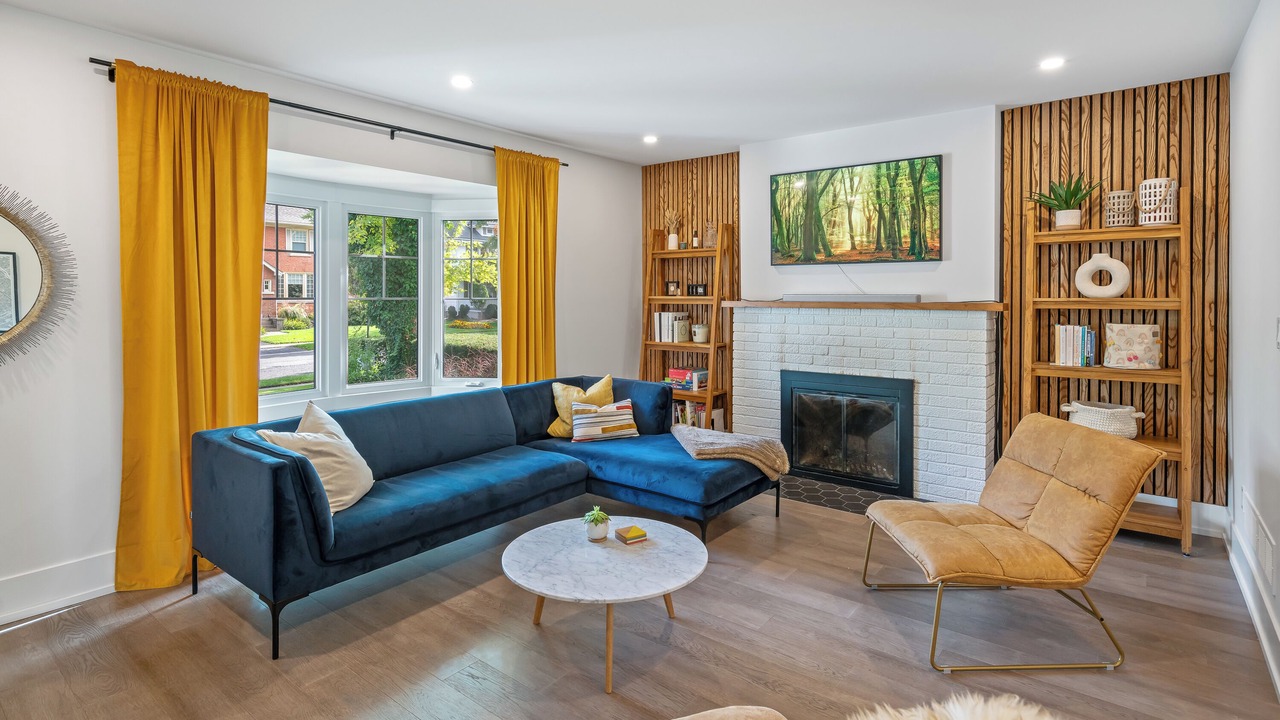 Photo of Livingroom in Downtown