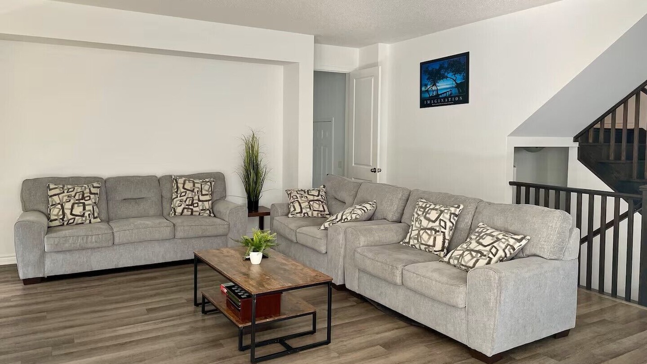 Photo of Livingroom in Bracebridge