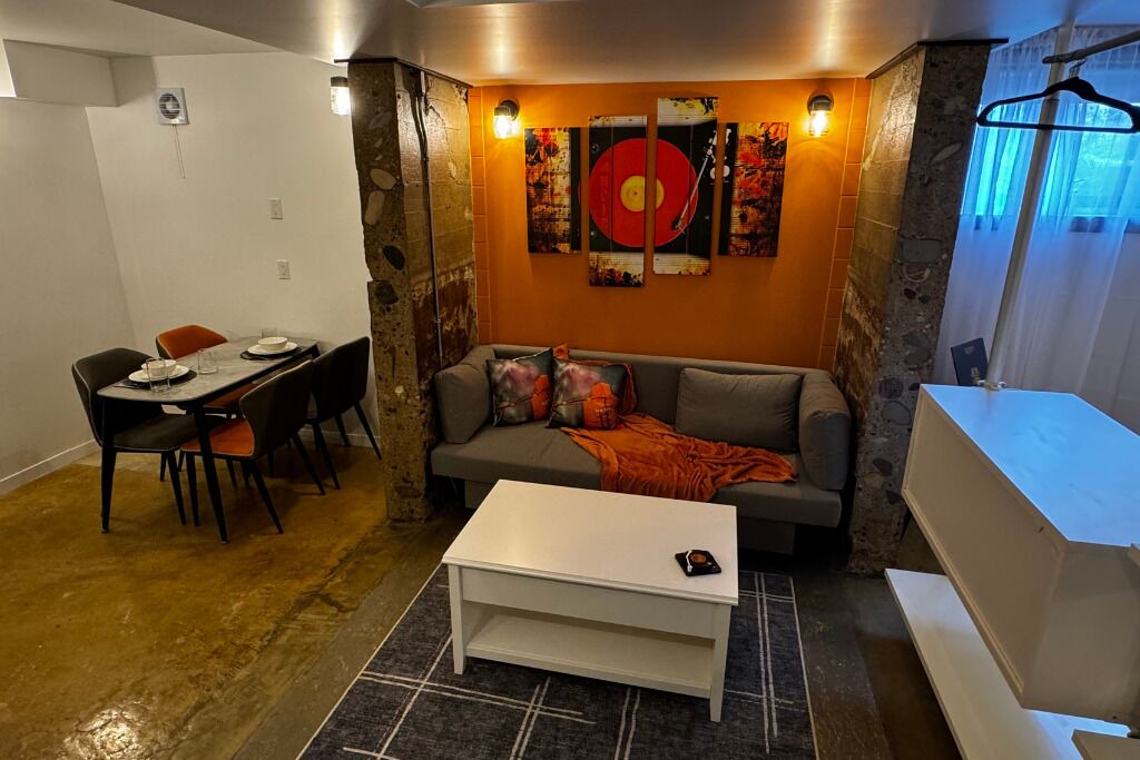 Photo of Livingroom in Nanton