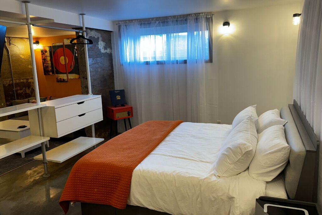 Photo of Bedroom in Nanton