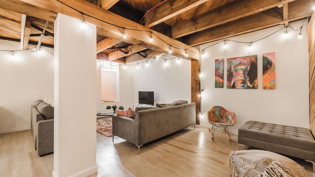 Photo of Livingroom in Pointe-Saint-Charles