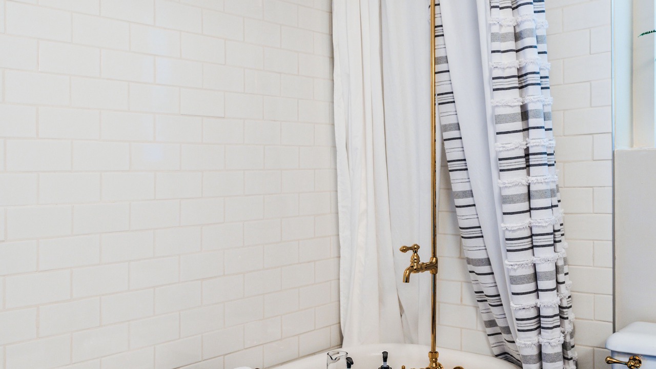 Photo of Bathroom in Sechelt