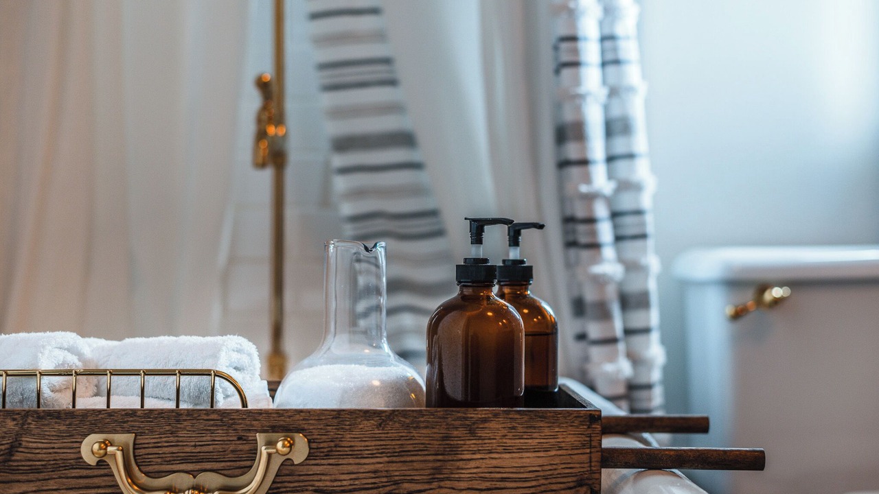 Photo of Bathroom in Sechelt