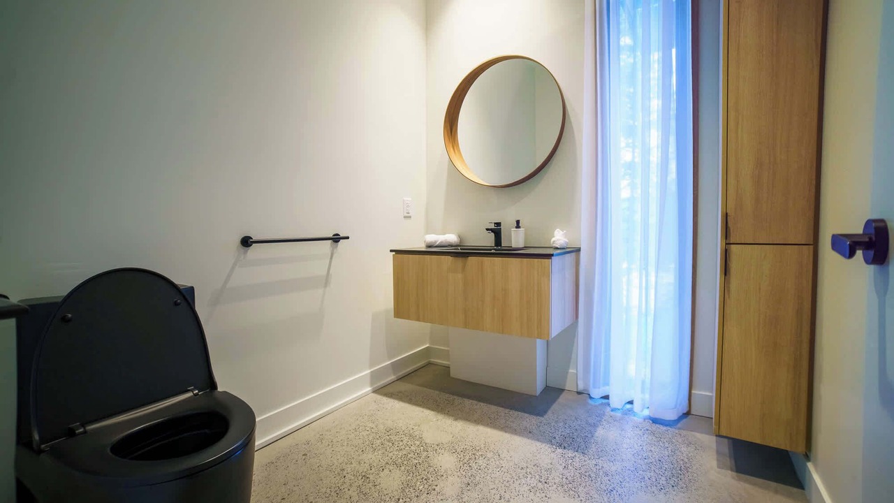 Photo of Bathroom in Argenteuil Regional County Municipality