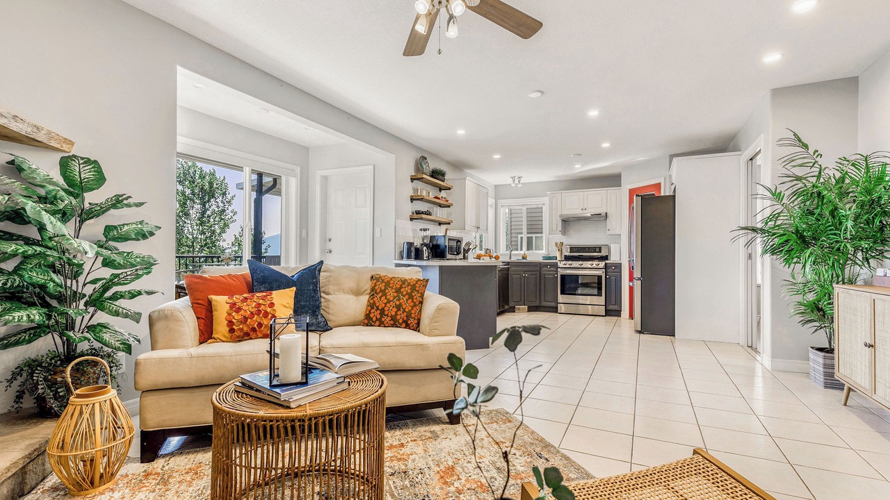 Photo of Livingroom in Promontory