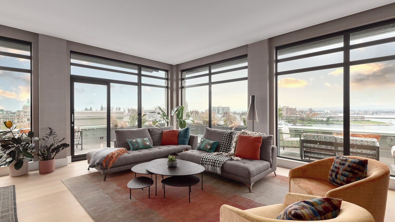 Photo of Livingroom in Inner Harbour