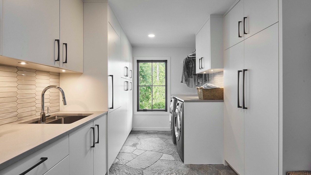 Photo of Kitchen in Shawnigan Lake