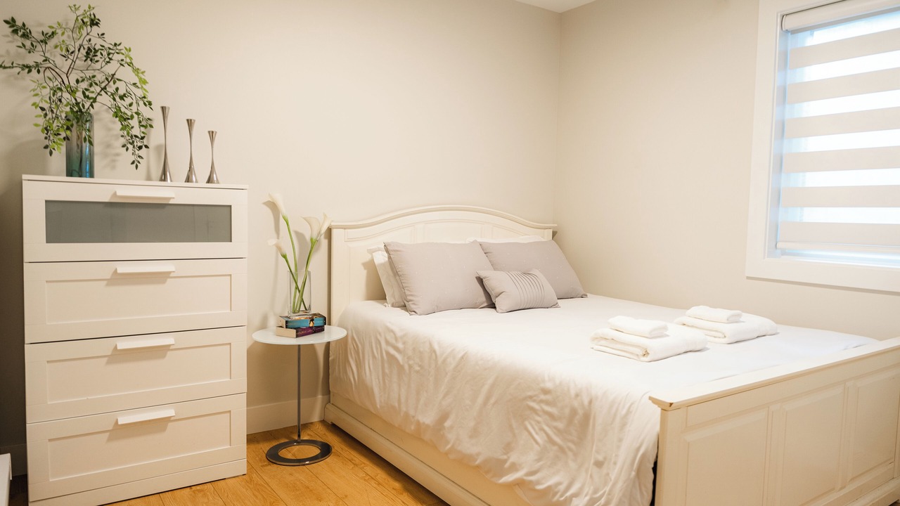 Photo of Bedroom in Canyon Heights