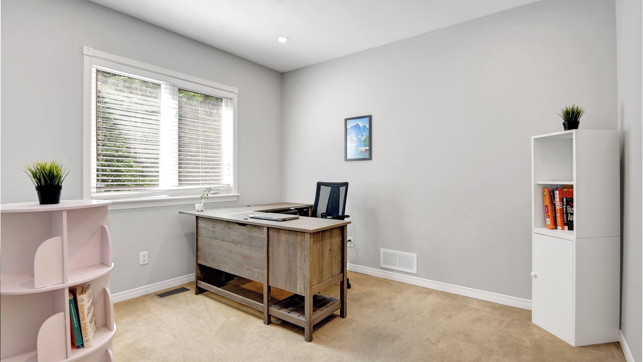 Photo of Bedroom in Bridlewood - Emerald Meadows