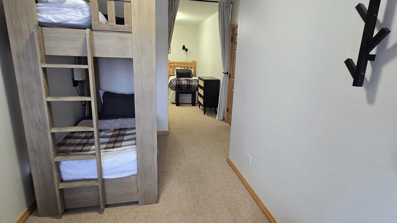 Photo of Bedroom in East Kootenay
