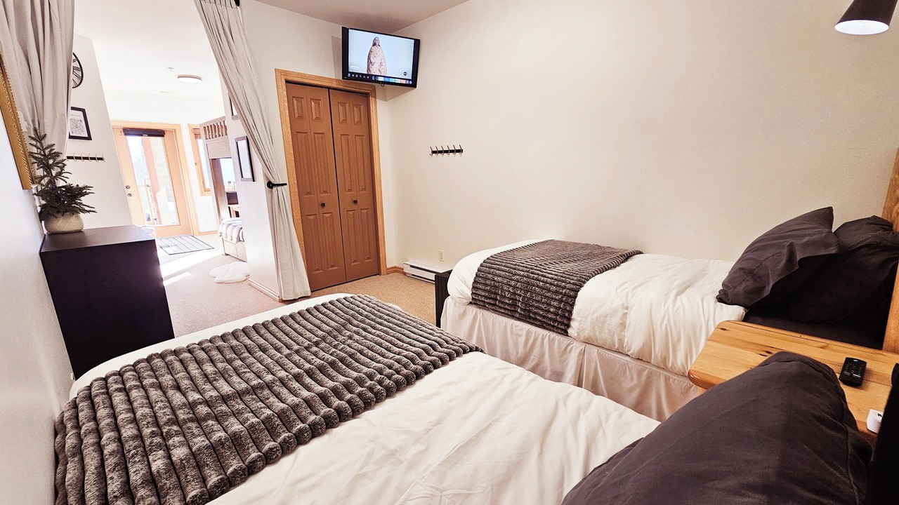 Photo of Bedroom in East Kootenay