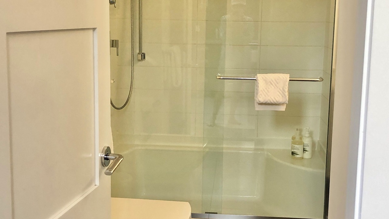 Photo of Bathroom in Ganges
