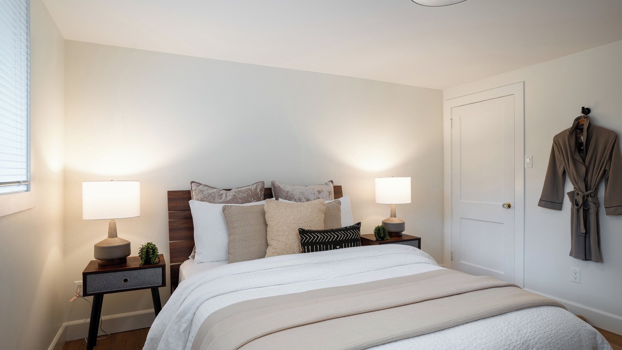 Photo of Bedroom in Saanich East