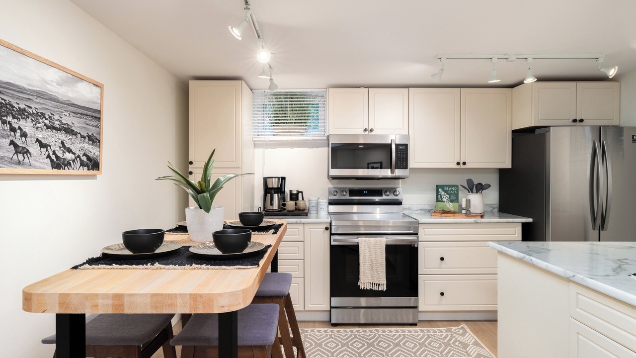 Photo of Kitchen in Saanich East