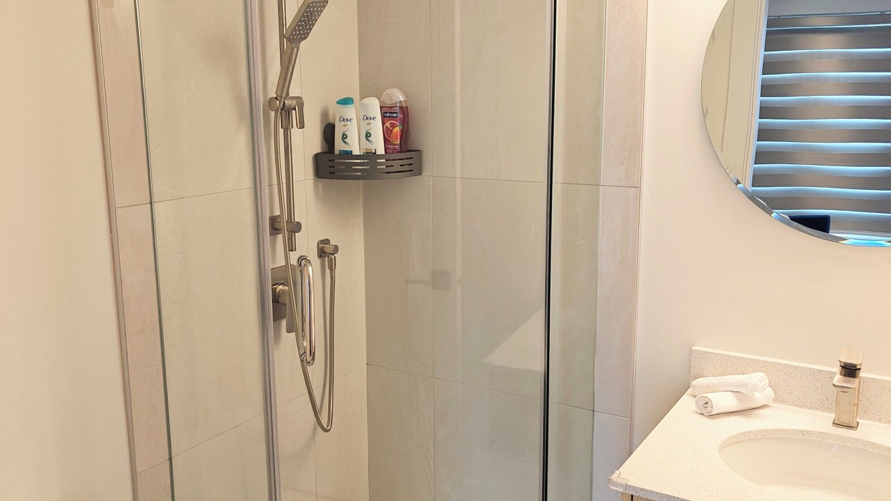 Photo of Bathroom in Renfrew-Collingwood