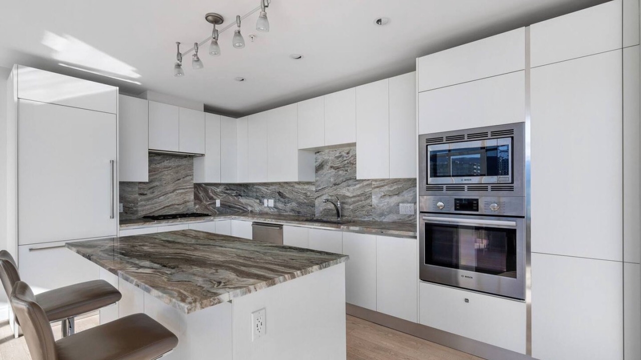 Photo of Kitchen in Lower Lonsdale