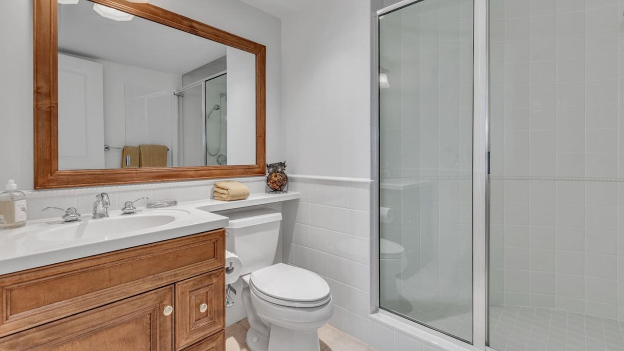 Photo of Bathroom in West Vancouver