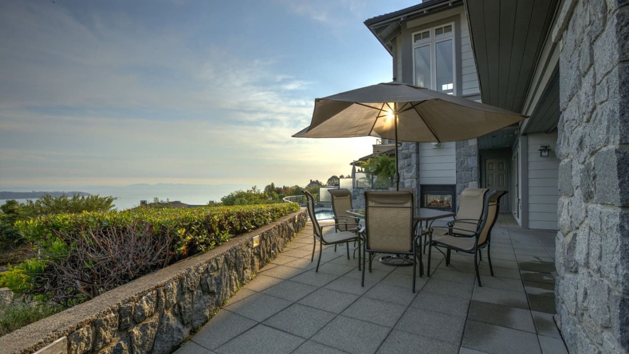 Photo of Outdoor in West Vancouver