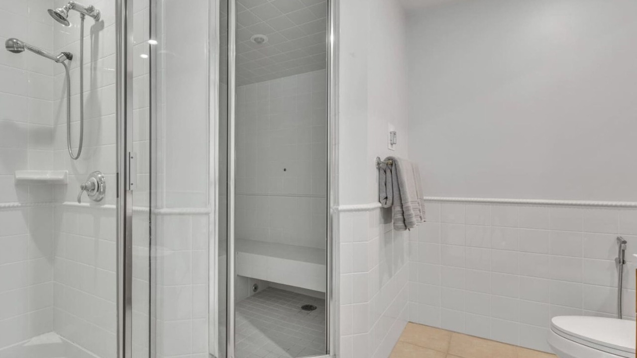 Photo of Bathroom in West Vancouver