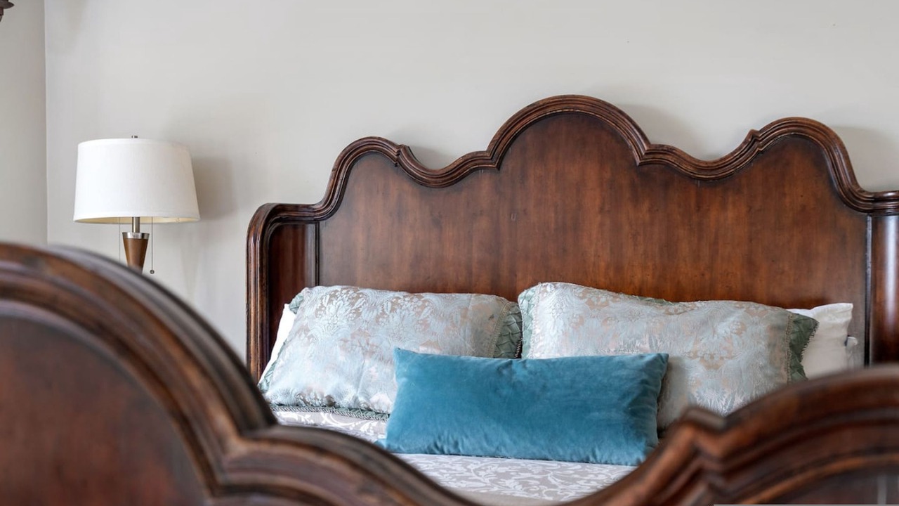Photo of Bedroom in Lynn Valley
