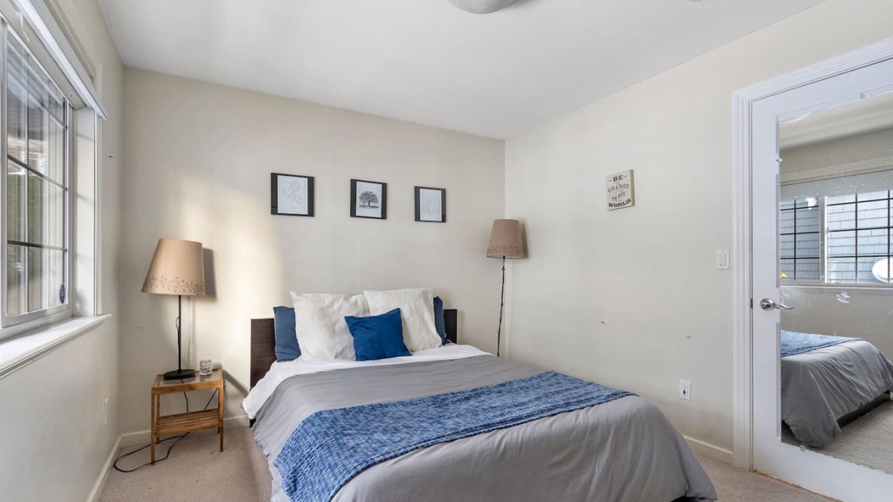 Photo of Bedroom in Lynn Valley