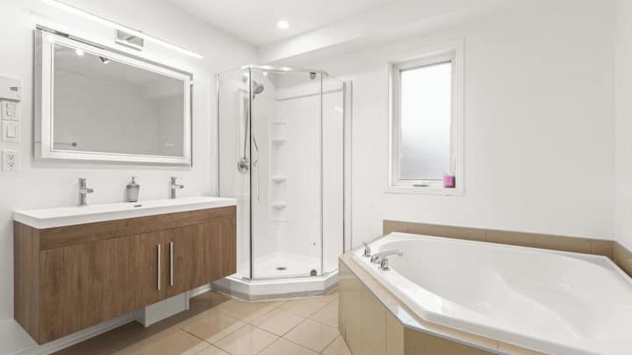 Photo of Bathroom in Brossard