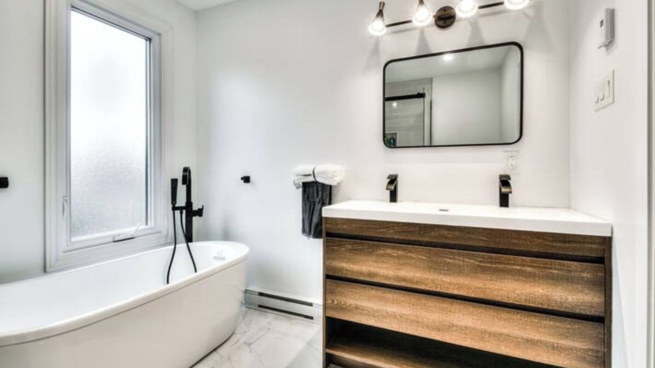 Photo of Bathroom in Brossard